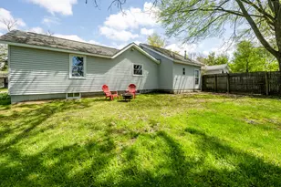 500 Sherwood St, Three Oaks, MI 49128 - Photo 8
