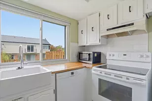 3273 Bolgos Cir, Ann Arbor, MI 48105 - Photo 14