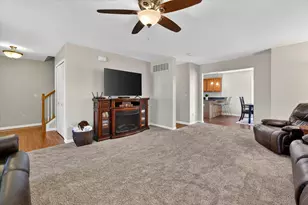 86 Fox Meadows Ct, Howell, MI 48843 - Photo 14