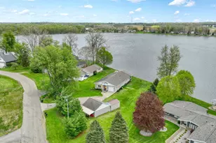 351 Moser Dr, Bronson, MI 49028 - Photo 62