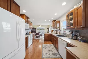 351 Moser Dr, Bronson, MI 49028 - Photo 6