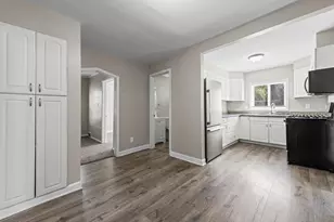 21248 Randall St, Farmington, MI 48336 - Photo 8