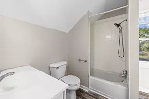 21248 Randall St, Farmington, MI 48336 - Photo 24