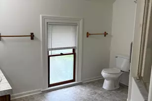 201 Oak St, Ypsilanti, MI 48198 - Photo 16