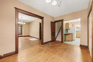109 Crandall St, Albion, MI 49224 - Photo 8
