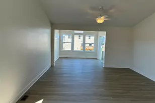 15737 Hawley Dr, Grand Haven, MI 49417 - Photo 14