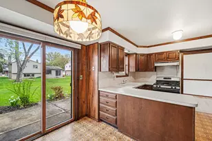 36716 Rayburn, Livonia, MI 48154 - Photo 4