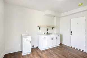 415 W Walnut St, Kalamazoo, MI 49007 - Photo 8
