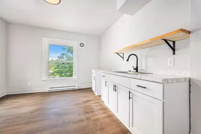 415 W Walnut Street, Kalamazoo, MI 49007 - Photo 6