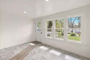 47 Wayne St, Allegan, MI 49010 - Photo 28