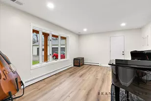 9095 76th St SE, Alto, MI 49302 - Photo 10