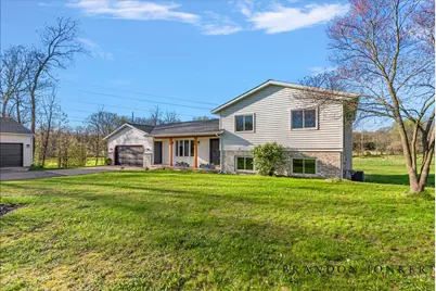 9095 76th Street SE, Alto, MI 49302 - Photo 2