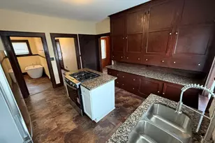 462 Catawba Ave, Muskegon, MI 49442 - Photo 8