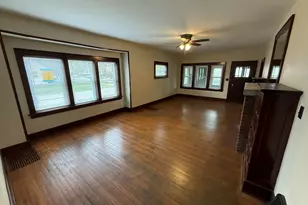 462 Catawba Ave, Muskegon, MI 49442 - Photo 6