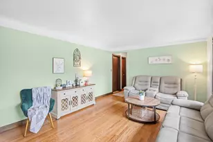 36753 Greenbush Rd, Wayne, MI 48184 - Photo 6