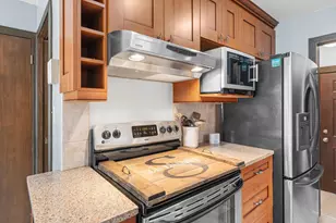 36753 Greenbush Rd, Wayne, MI 48184 - Photo 12