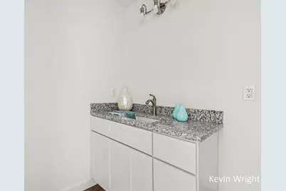 4655 Henry Street, Norton Shores, MI 49441 - Photo 14