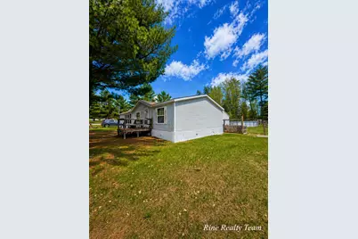1994 E Stockwell Road, Harrison, MI 48625 - Photo 4
