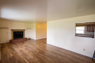 330 Johnson St, Edmore, MI 48829 - Photo 2