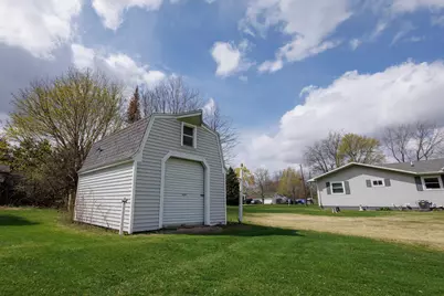 330 Johnson Street, Edmore, MI 48829 - Photo 48