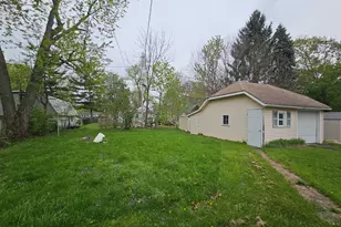 324 Potter St, Cement City, MI 49233 - Photo 6