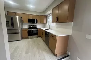 26165 Cunningham Dr, Warren, MI 48091 - Photo 8