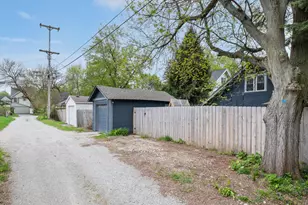 56 Auburn Ave SE, Grand Rapids, MI 49506 - Photo 32