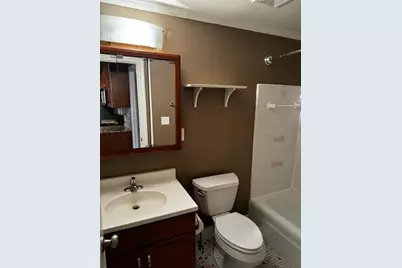 23 College Avenue SE #19, Grand Rapids, MI 49503 - Photo 8