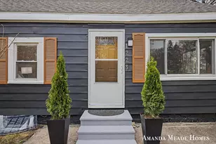 1223 40th St SW, Wyoming, MI 49509 - Photo 4