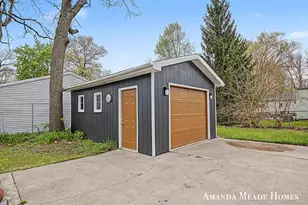1223 40th St SW, Wyoming, MI 49509 - Photo 24