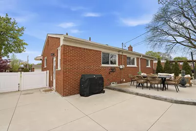 32900 Hees Street, Livonia, MI 48150 - Photo 36
