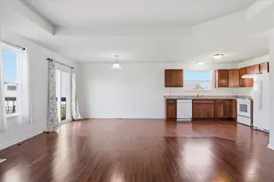 7062 Creekway Ct, Ypsilanti, MI 48197 - Photo 10