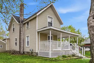 1323 4th Ave, Lake Odessa, MI 48849 - Photo 4