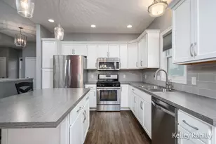 1548 Dryad Ct NE, Grand Rapids, MI 49505 - Photo 10