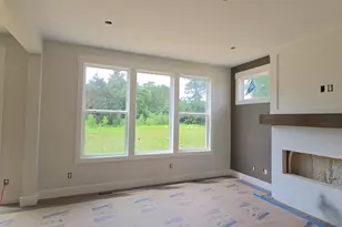 11614 Weatherby Dr SE, Lowell, MI 49331 - Photo 8
