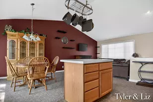 10298 Gordon St, Zeeland, MI 49464 - Photo 16