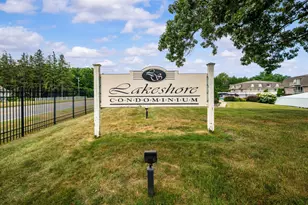 3622 Lakeshore Dr, Saint Joseph, MI 49085 - Photo 8