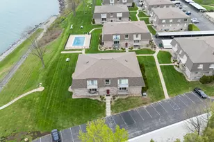 3622 Lakeshore Dr, Saint Joseph, MI 49085 - Photo 4