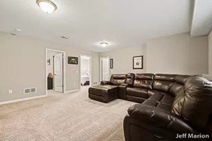 2125 Kensington Park Cir, Holland, MI 49423 - Photo 28