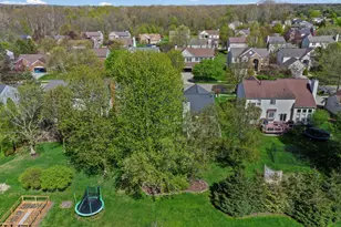821 Huntington Dr, South Lyon, MI 48178 - Photo 42