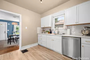 1936 Lafayette Ave NE, Grand Rapids, MI 49505 - Photo 10