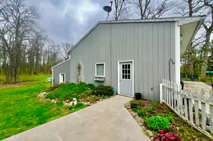 8056 Sawdey Rd, Jerome, MI 49249 - Photo 12