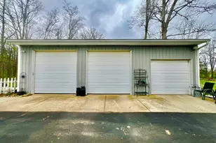 8056 Sawdey Rd, Jerome, MI 49249 - Photo 10