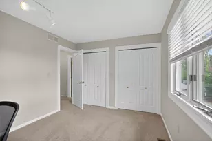 5217 S Broadmoor St, Jackson, MI 49201 - Photo 36