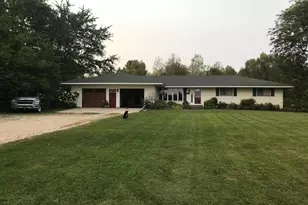 7208 W Dickerson Lake Rd, Greenville, MI 48838 - Photo 2
