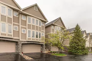 215 Old Creek Dr, Saline, MI 48176 - Photo 2