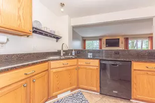 215 Old Creek Dr, Saline, MI 48176 - Photo 22