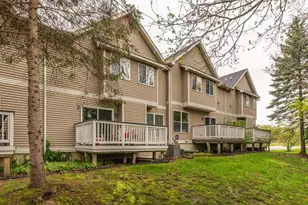 215 Old Creek Dr, Saline, MI 48176 - Photo 8