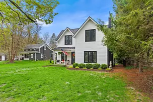 156 S Union St, Douglas, MI 49406 - Photo 4