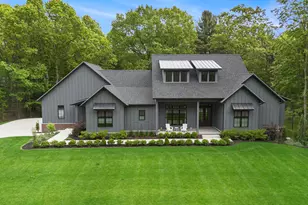 3341 Gaslight Ln, Saugatuck, MI 49453 - Photo 2